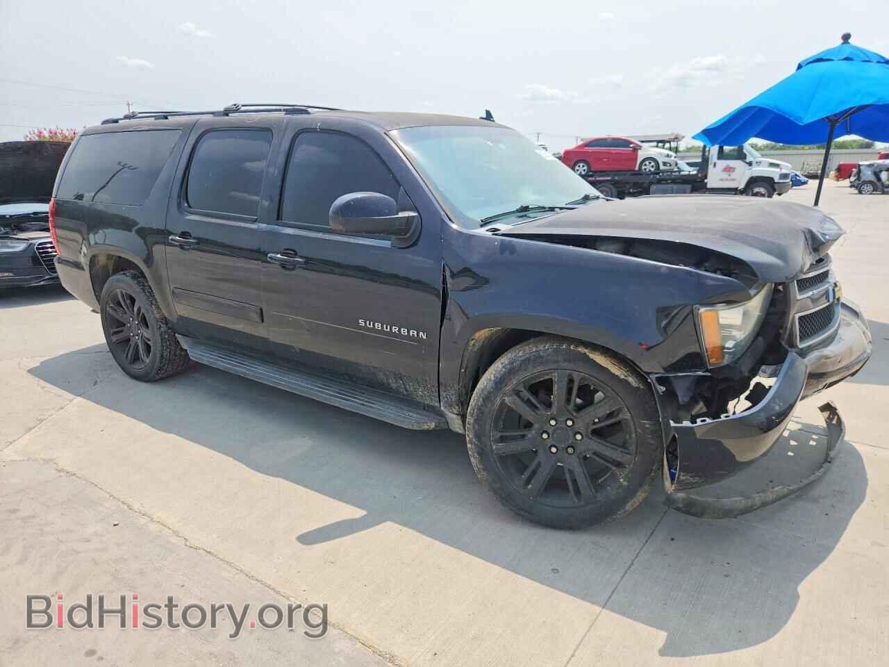 2014 CHEVROLET SUBURBAN - VIN: 1GNSCHE02ER212321 - Фото 4