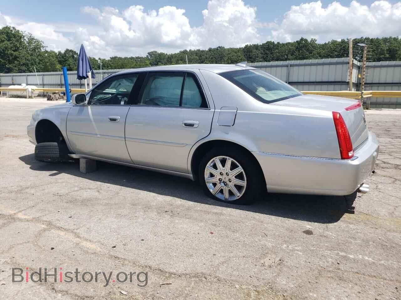 2011 CADILLAC DTS - VIN: 1G6KH5E65BU134125 - Фото 2