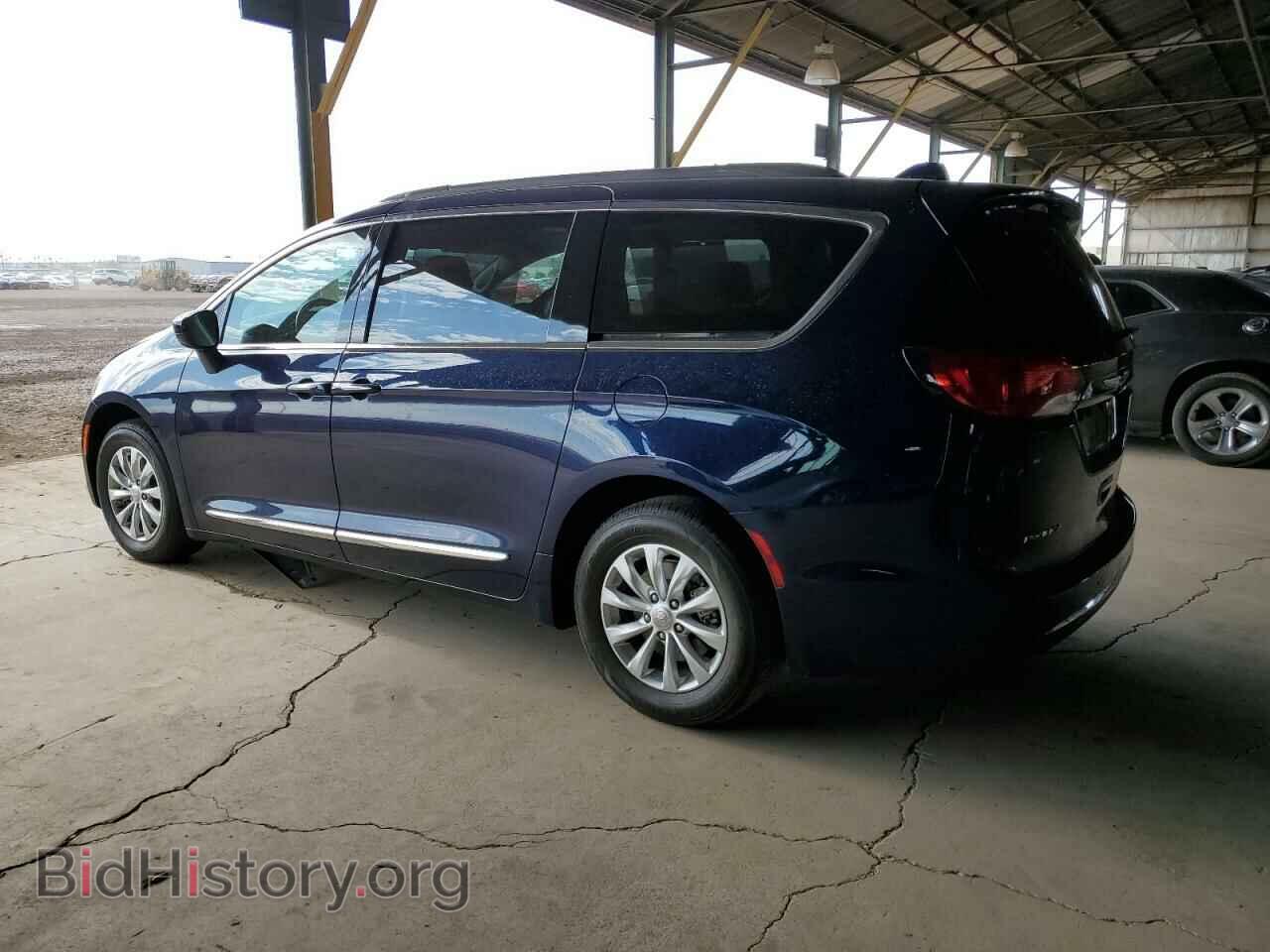 2018 CHRYSLER PACIFICA - VIN: 2C4RC1BG3JR129100 - Фото 2