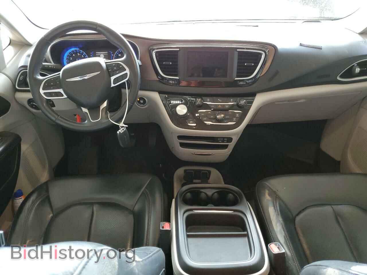 2018 CHRYSLER PACIFICA - VIN: 2C4RC1BG3JR129100 - Фото 8