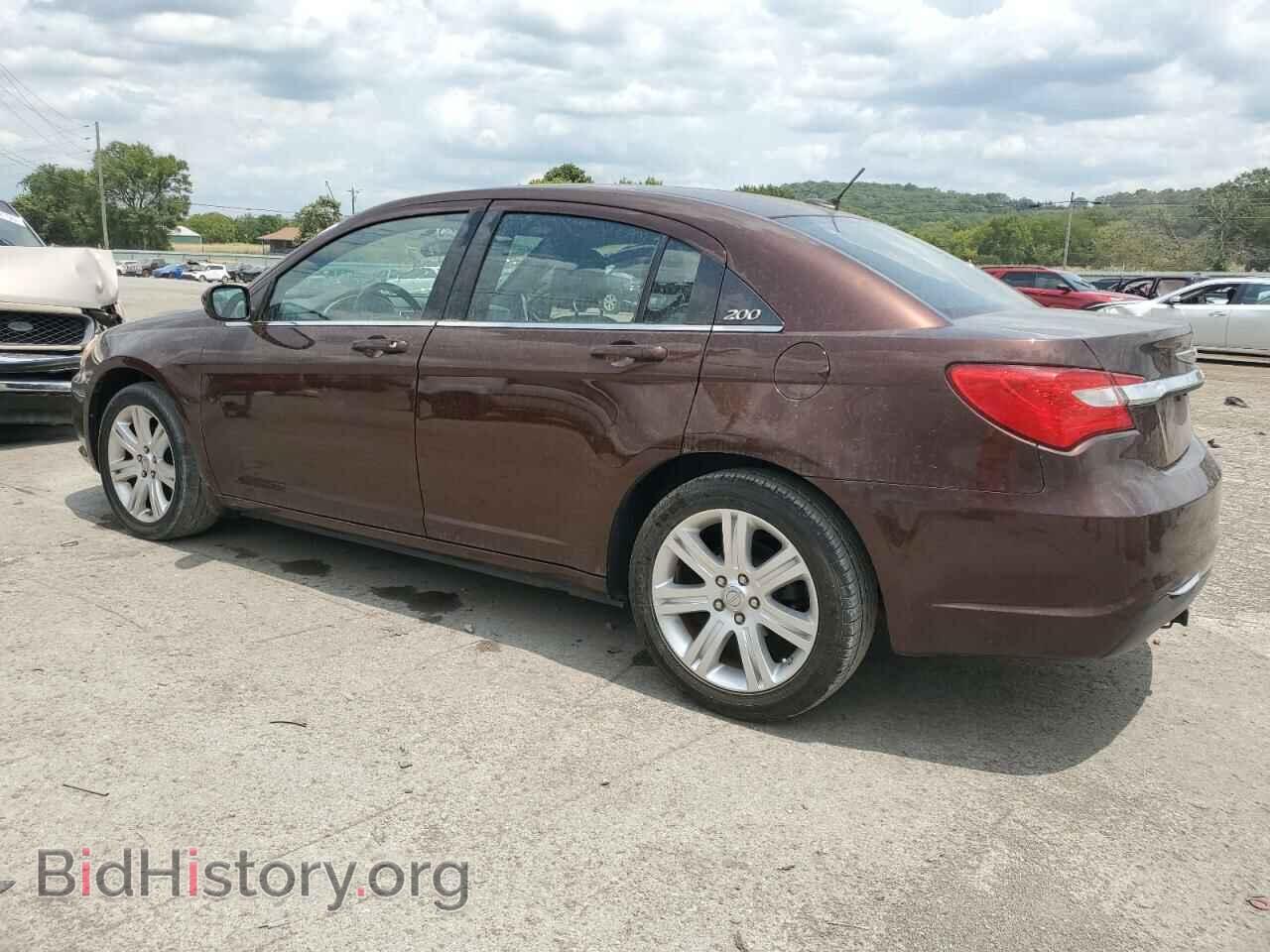 2013 CHRYSLER 200 - VIN: 1C3CCBBB4DN627568 - Фото 2