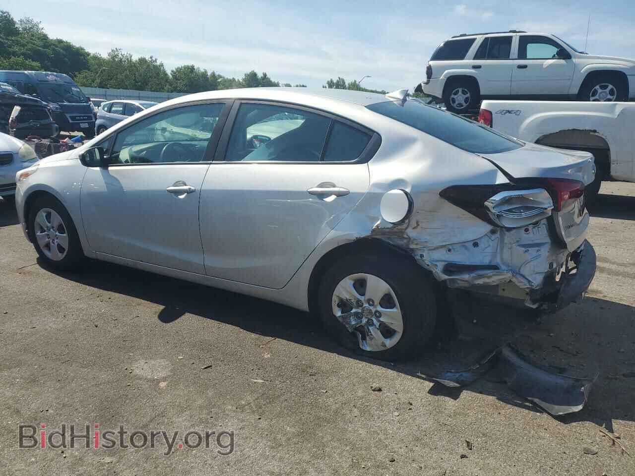 2017 KIA FORTE - VIN: 3KPFL4A79HE138451 - Фото 2