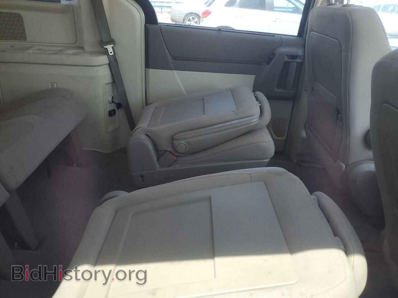 2008 CHRYSLER MINIVAN - VIN: 2A8HR54P78R666733 - Фото 10