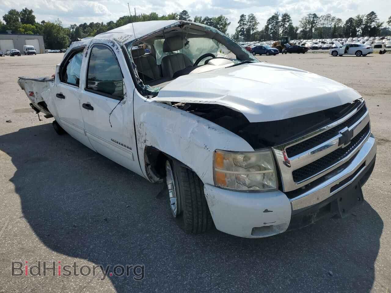 2011 CHEVROLET ALL Models - VIN: 3GCPKSE37BG191440 - Фото 4