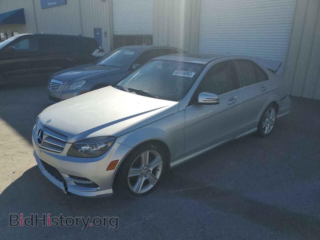 2011 MERCEDES-BENZ C-CLASS - VIN: WDDGF5EB9BA452245 - Фото 2