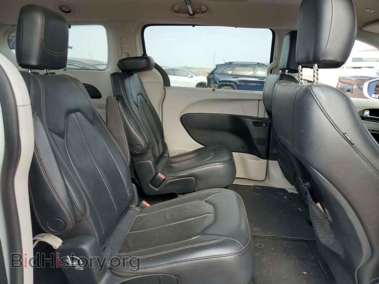 2018 CHRYSLER PACIFICA - VIN: 2C4RC1BG1JR110139 - Фото 11
