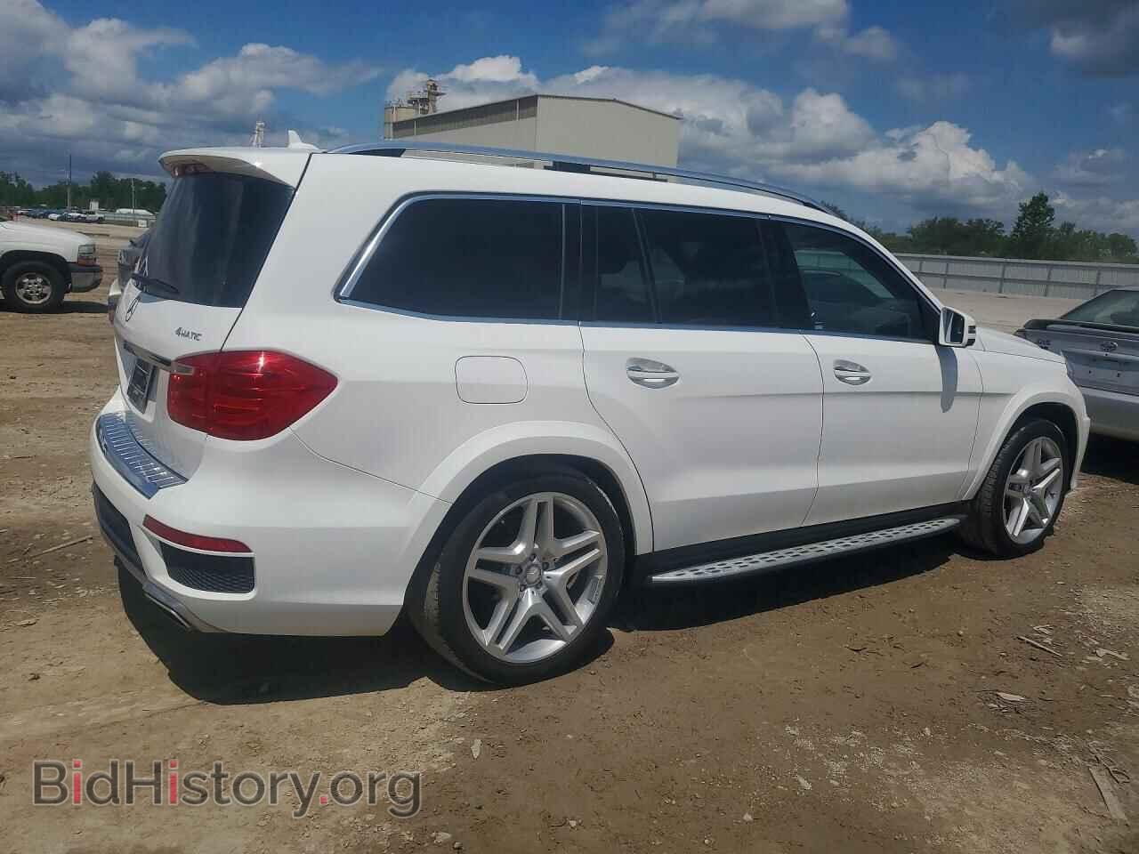 2015 MERCEDES-BENZ GL-CLASS - VIN: 4JGDF7DE0FA448347 - Фото 3