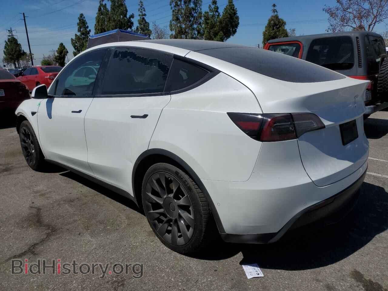 2021 TESLA MODEL Y - VIN: 5YJYGAEE6MF180004 - Фото 2