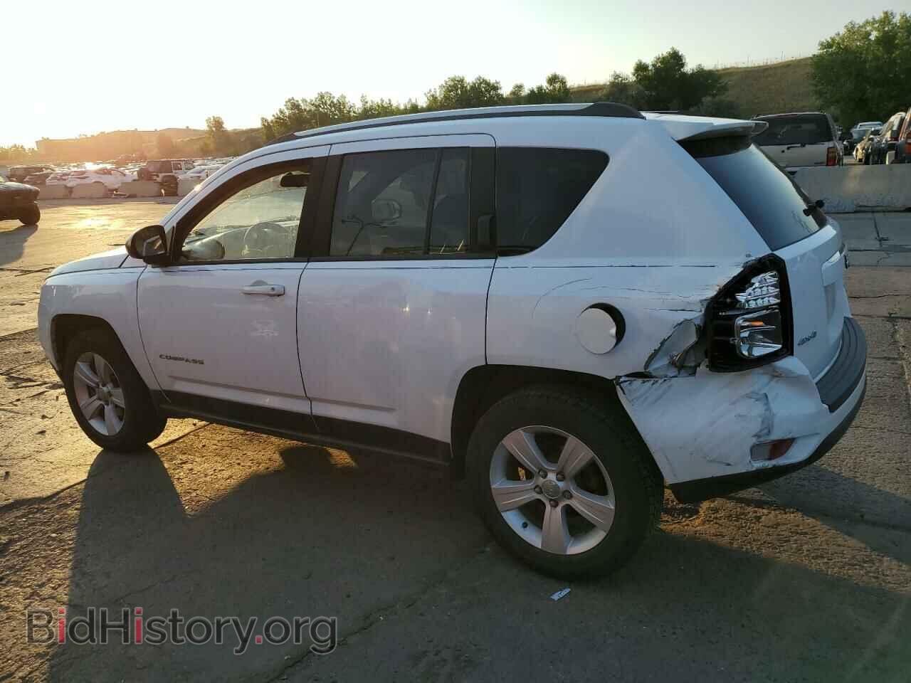 2014 JEEP COMPASS - VIN: 1C4NJDBBXED828226 - Photo 2