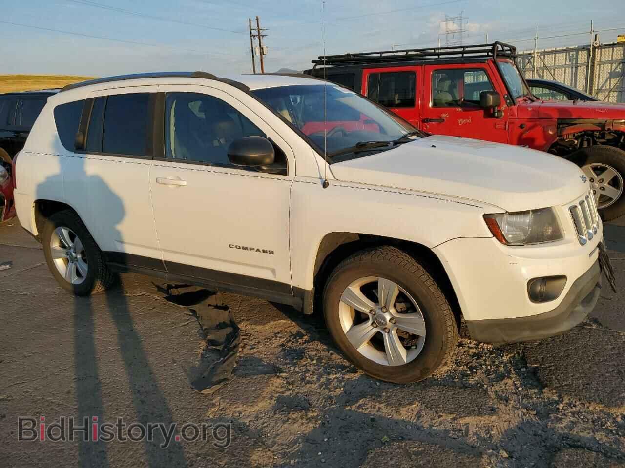2014 JEEP COMPASS - VIN: 1C4NJDBBXED828226 - Photo 4