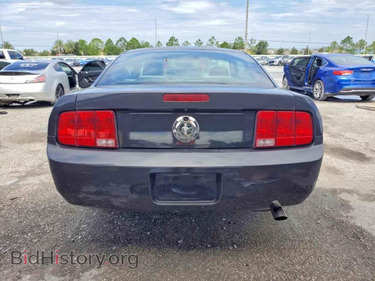 2007 FORD MUSTANG - VIN: 1ZVFT80N075323308 - Фото 6
