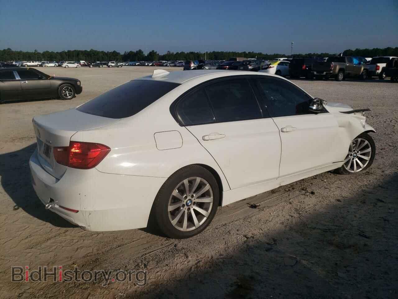 2015 BMW 3 SERIES - VIN: WBA3A5C51FF607770 - Фото 3