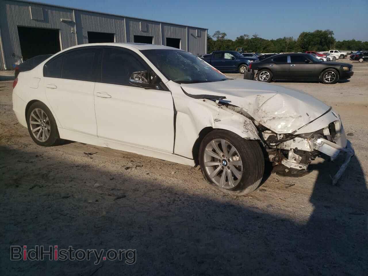 2015 BMW 3 SERIES - VIN: WBA3A5C51FF607770 - Фото 4