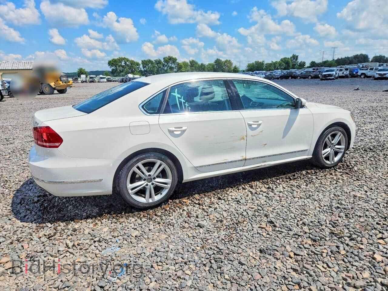 2015 VOLKSWAGEN PASSAT - VIN: 1VWBS7A38FC045146 - Фото 3