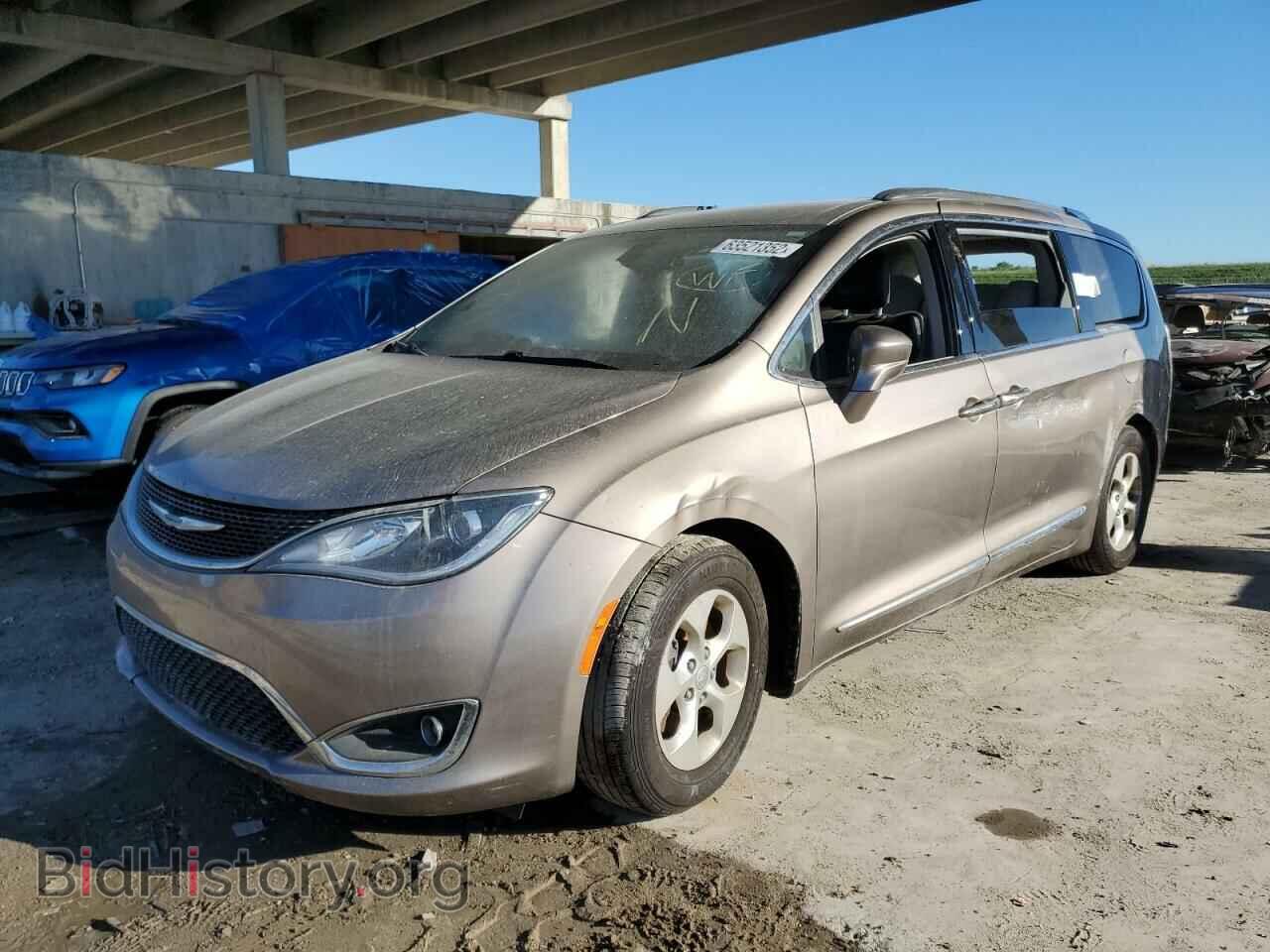 2017 CHRYSLER PACIFICA - VIN: 2C4RC1EG8HR752668 - Фото 2