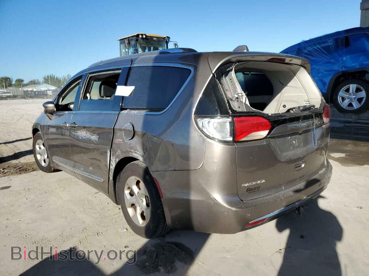 2017 CHRYSLER PACIFICA - VIN: 2C4RC1EG8HR752668 - Фото 3