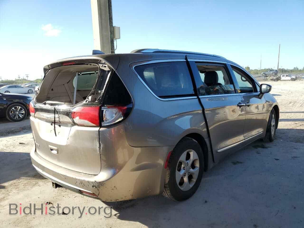 2017 CHRYSLER PACIFICA - VIN: 2C4RC1EG8HR752668 - Фото 4