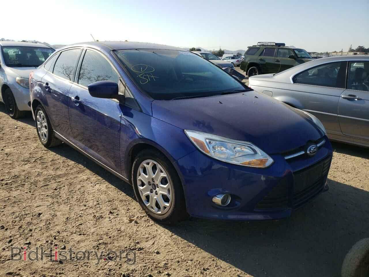 Photo 1FAHP3F26CL356471 - FORD FOCUS 2012
