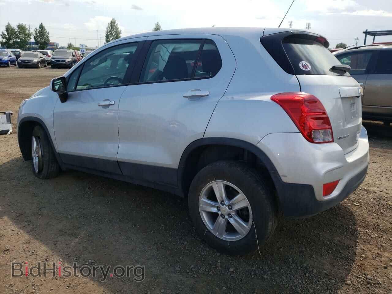2017 CHEVROLET TRAX - VIN: 3GNCJNSB6HL284892 - Фото 2
