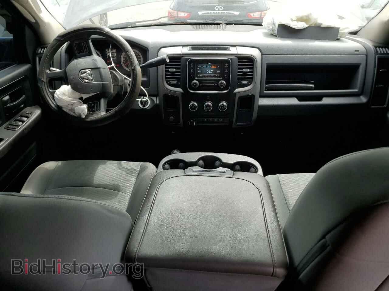 2016 RAM All Models - VIN: 3C6UR5CL0GG144770 - Photo 8