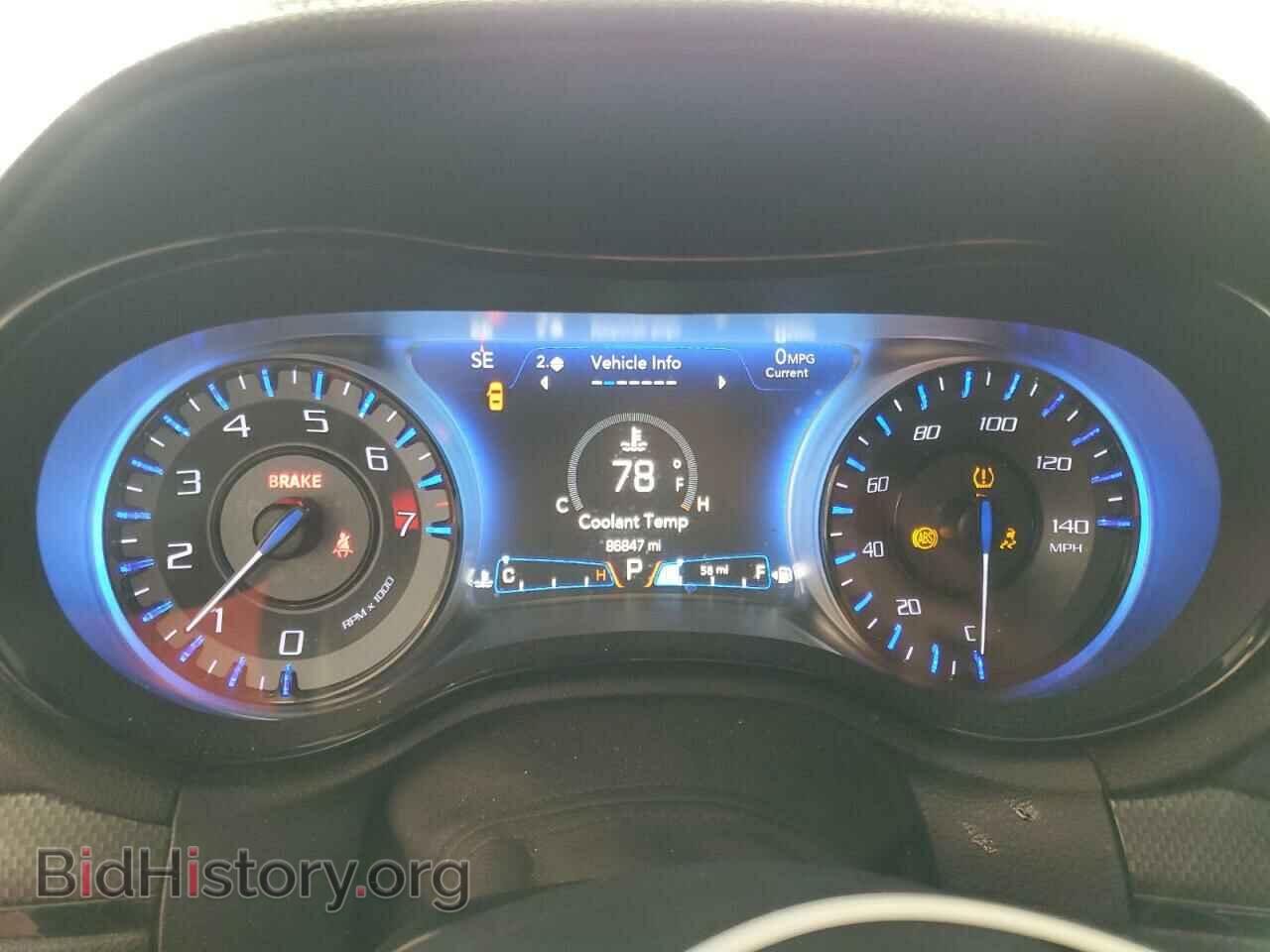 2016 CHRYSLER 300 - VIN: 2C3CCABG4GH111309 - Фото 9