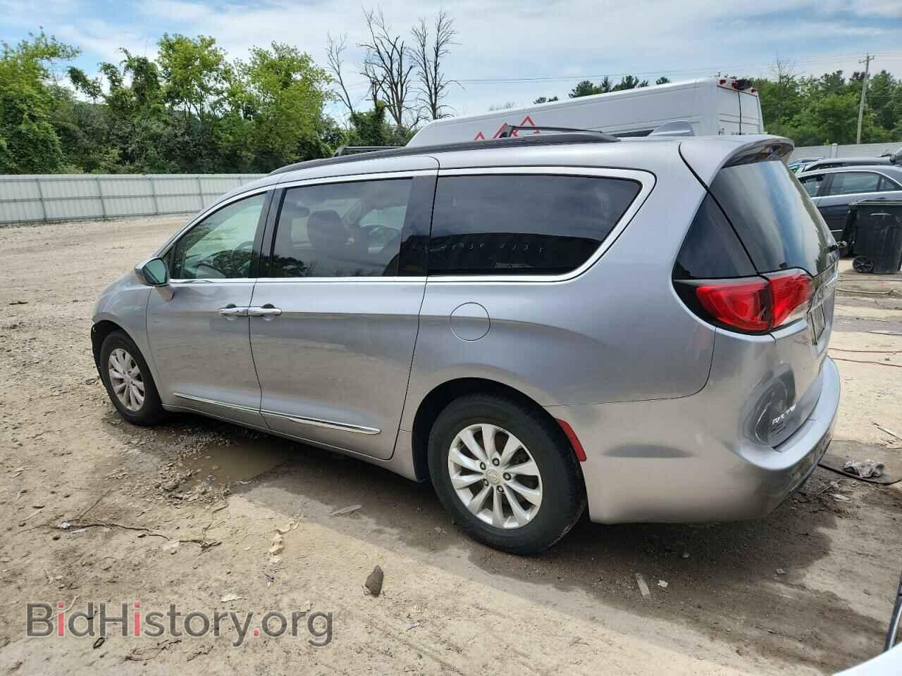 2017 CHRYSLER PACIFICA - VIN: 2C4RC1BG9HR621799 - Фото 2