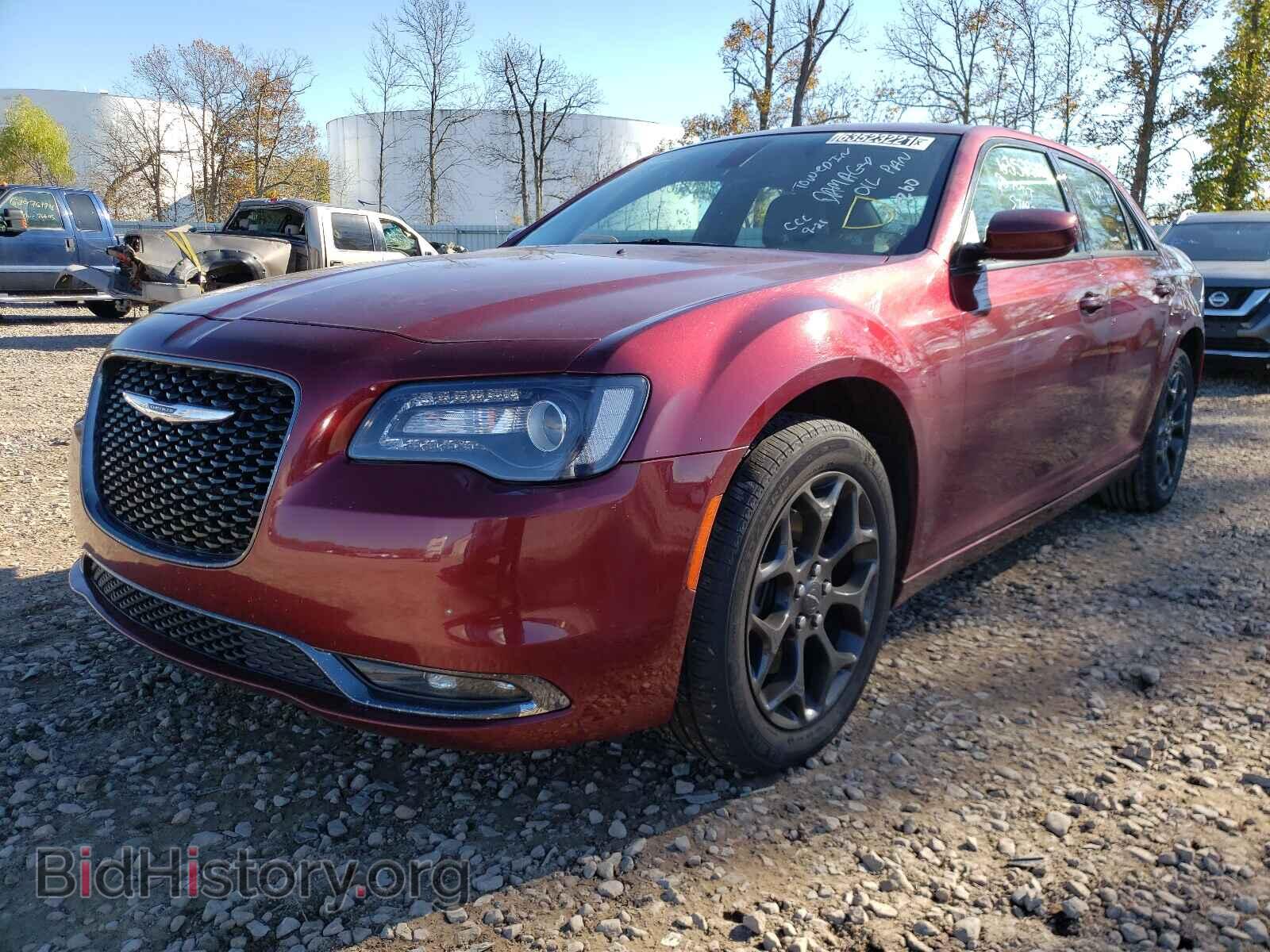 2019 CHRYSLER 300 - VIN: 2C3CCAGG7KH632140 - Photo 2