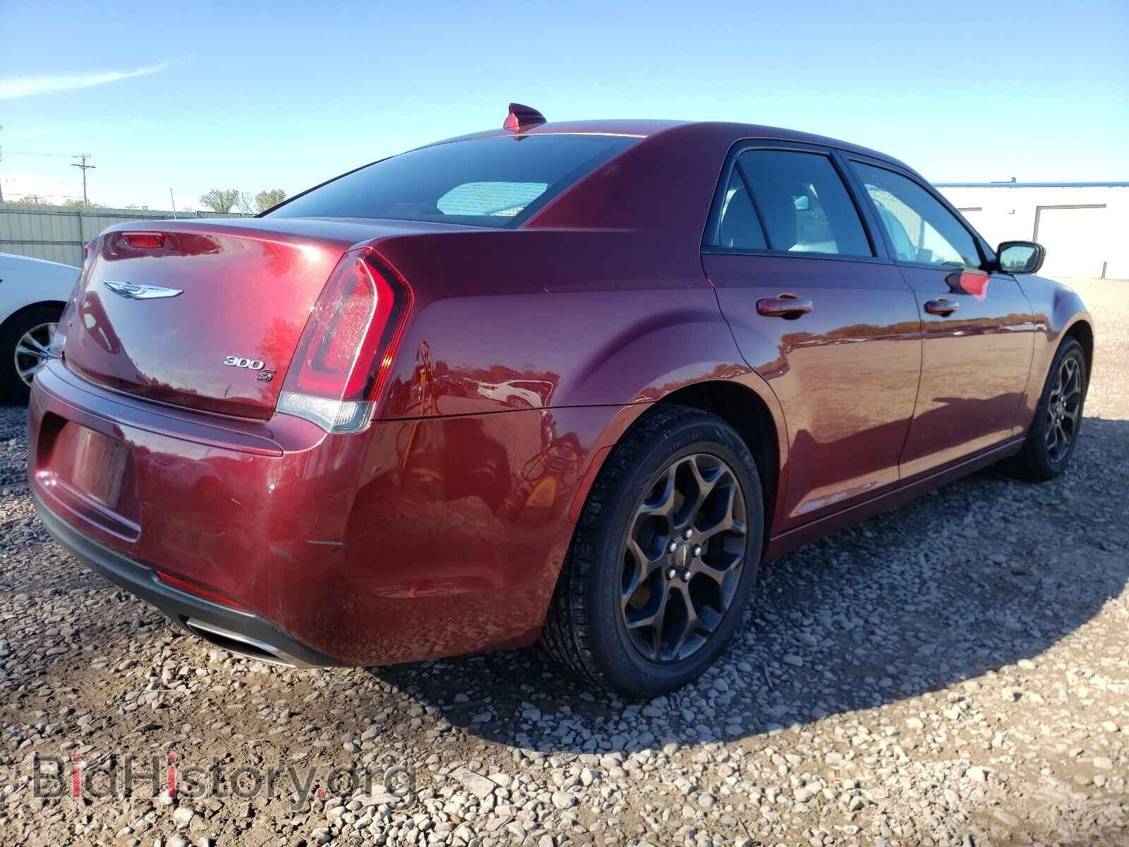 2019 CHRYSLER 300 - VIN: 2C3CCAGG7KH632140 - Photo 4