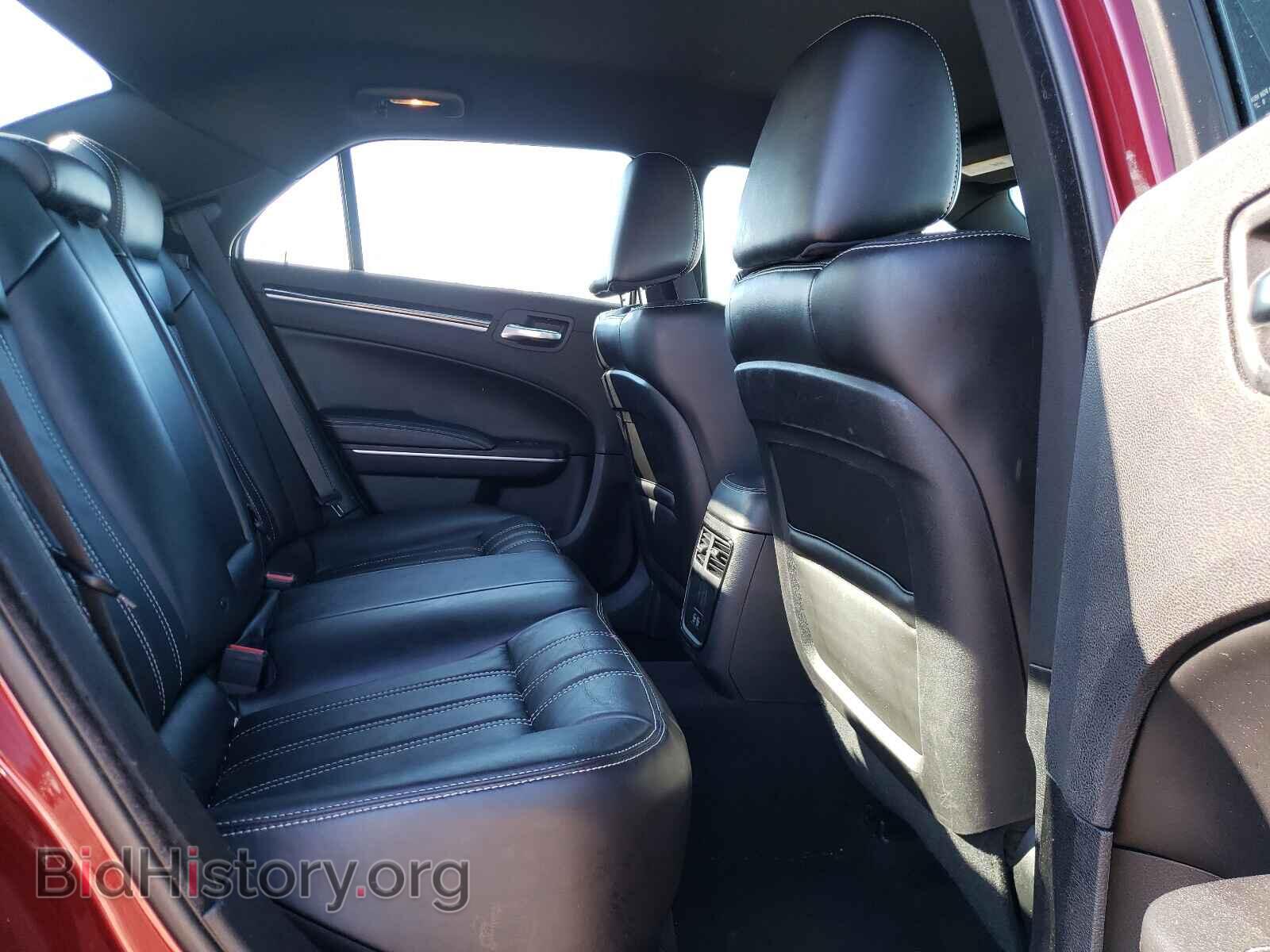 2019 CHRYSLER 300 - VIN: 2C3CCAGG7KH632140 - Photo 6