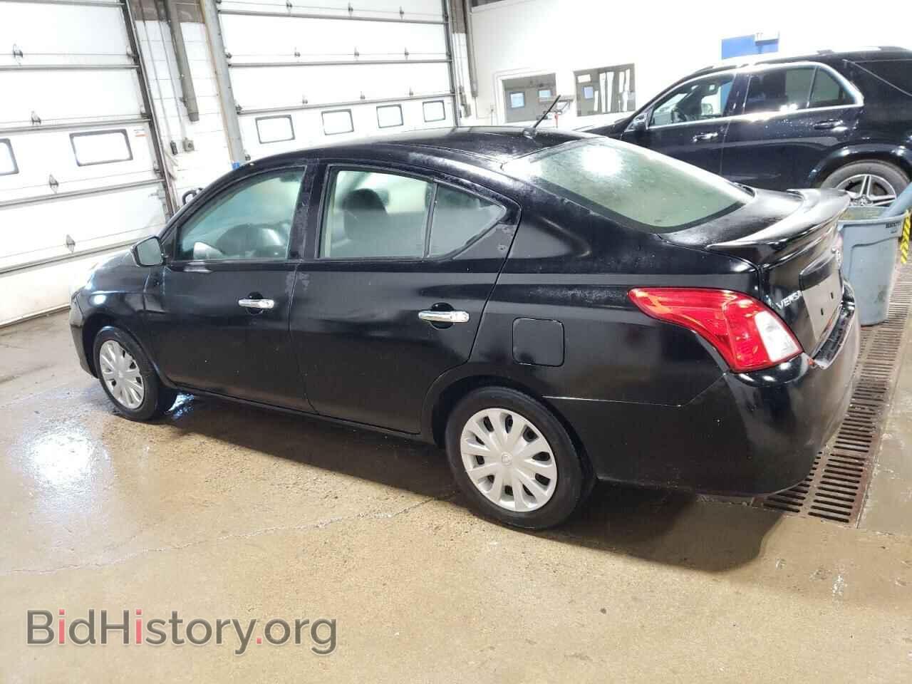 2018 NISSAN VERSA - VIN: 3N1CN7AP1JL856062 - Фото 2