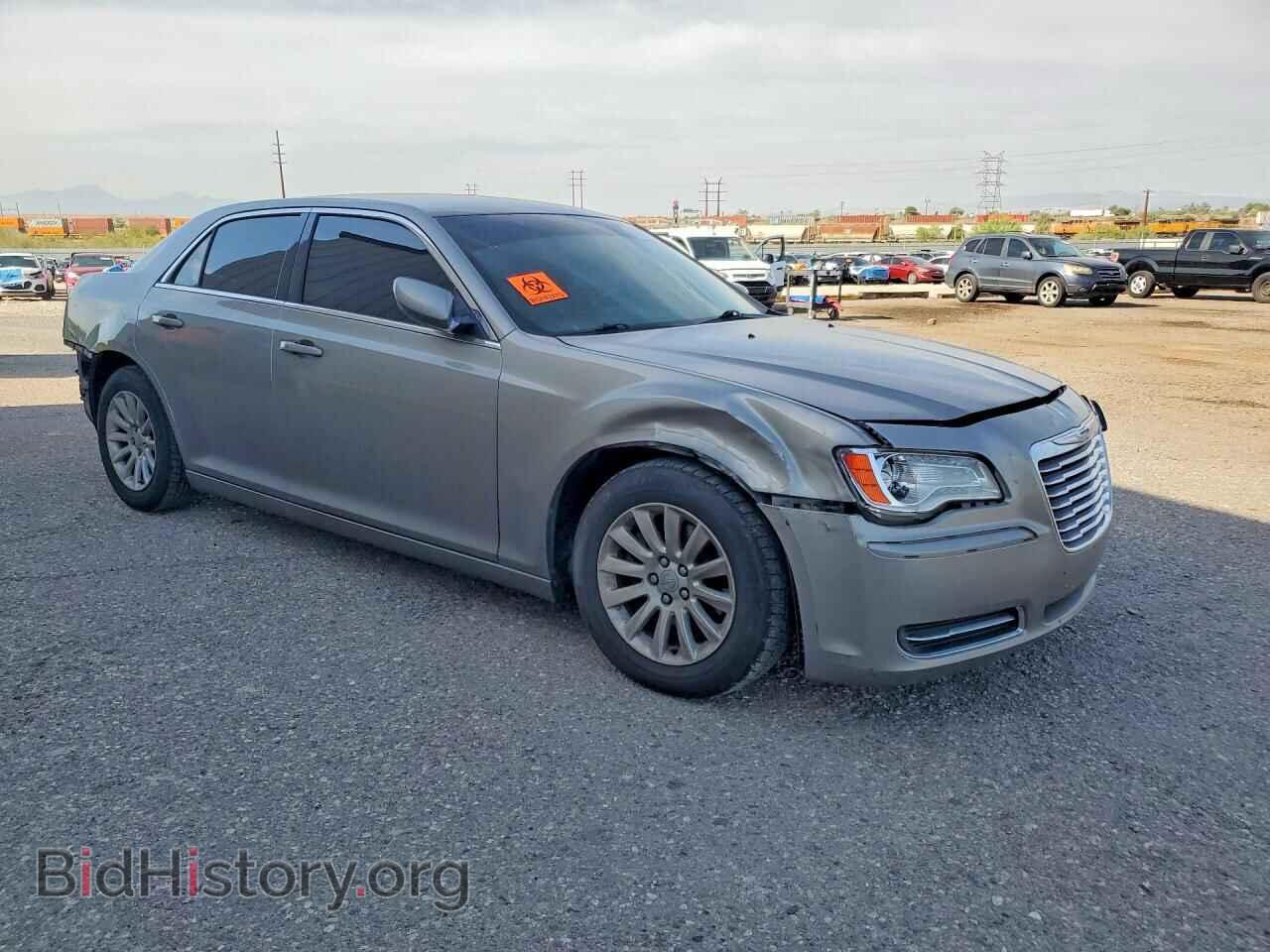 2014 CHRYSLER 300 - VIN: 2C3CCAAG2EH260204 - Фото 4