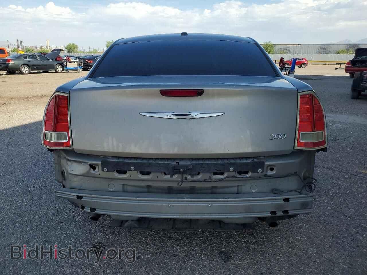2014 CHRYSLER 300 - VIN: 2C3CCAAG2EH260204 - Фото 6
