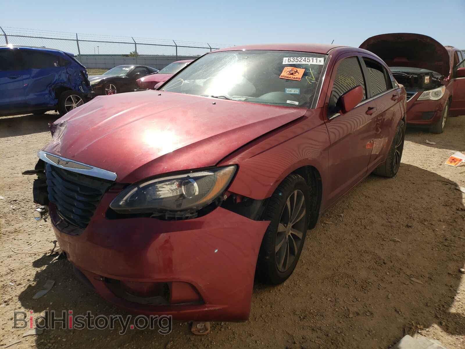 2011 CHRYSLER 200 - VIN: 1C3BC8FG2BN572135 - Фото 2