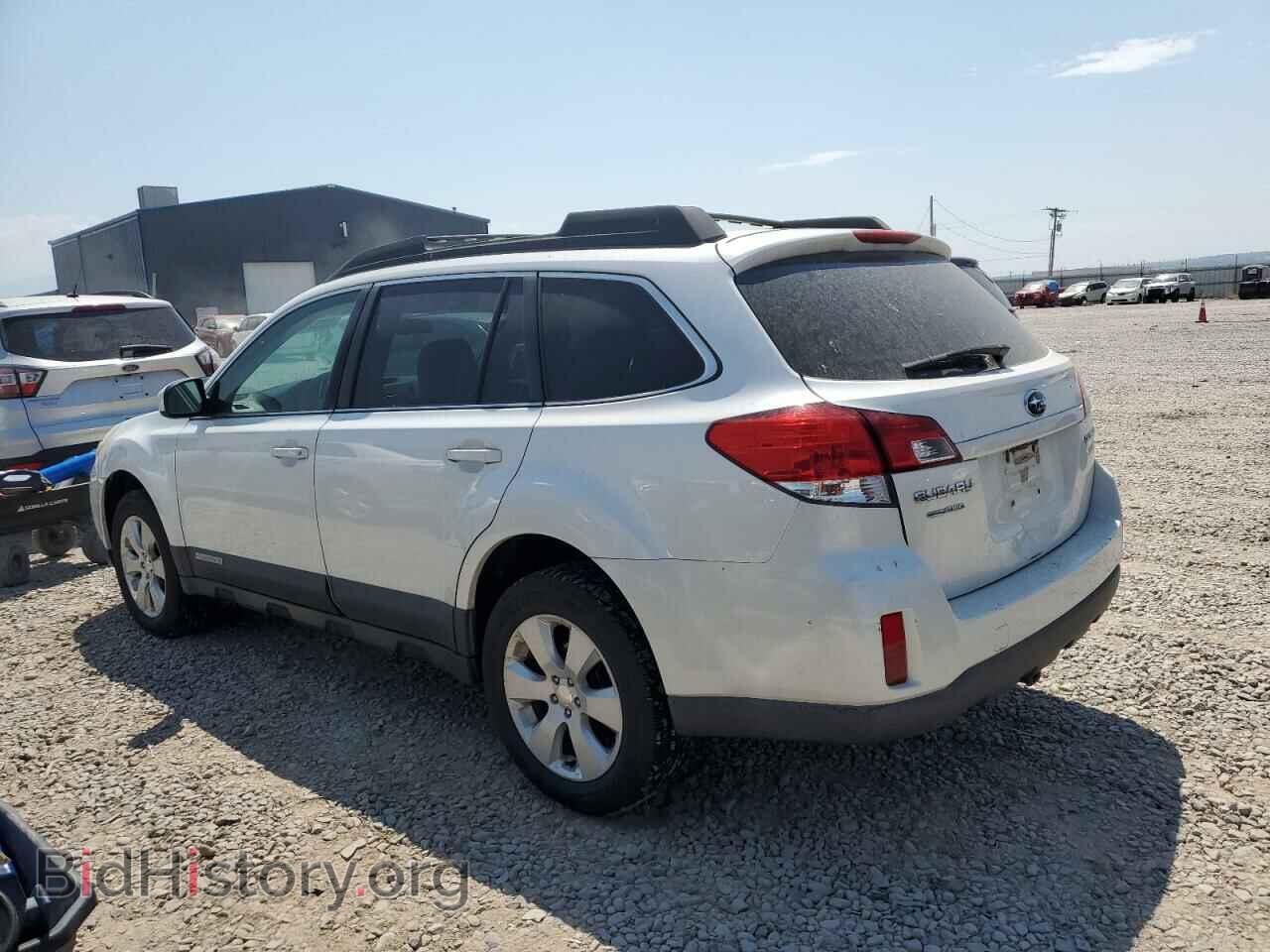 2011 SUBARU OUTBACK - VIN: 4S4BRBCC8B3423583 - Фото 2