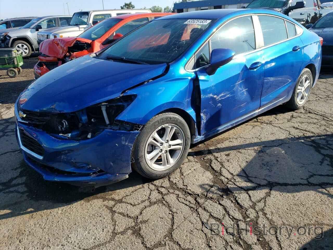 Photo 1G1BE5SM9J7213585 - CHEVROLET CRUZE 2018