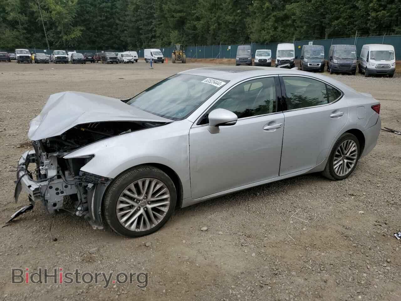 Фотография JTHBK1GG8F2170663 - LEXUS ES350 2015
