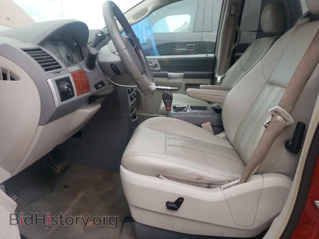 2008 CHRYSLER MINIVAN - VIN: 2A8HR54P08R836933 - Фото 7