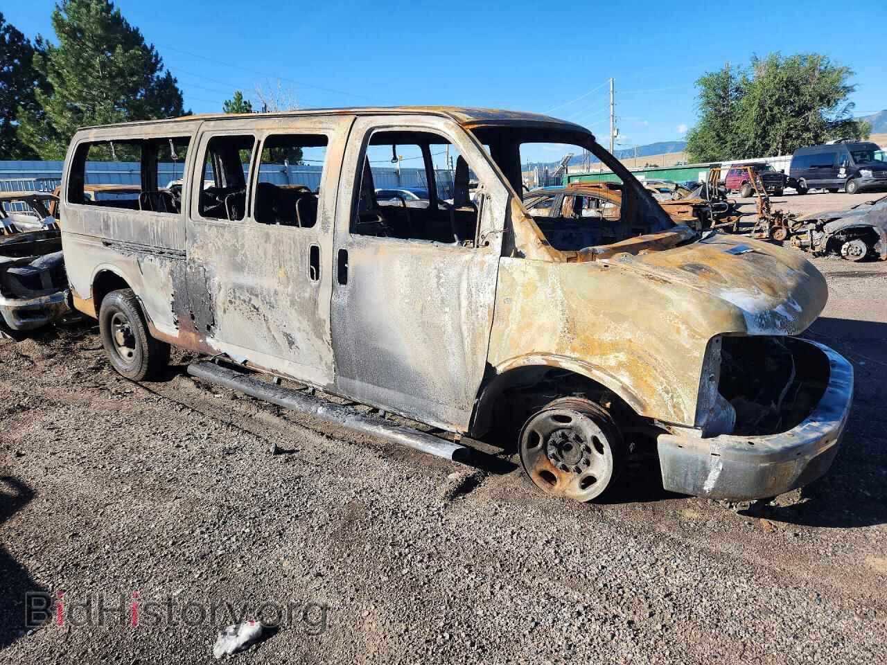 2020 CHEVROLET EXPRESS - VIN: 1GAZGPFG4L1129964 - Фото 4