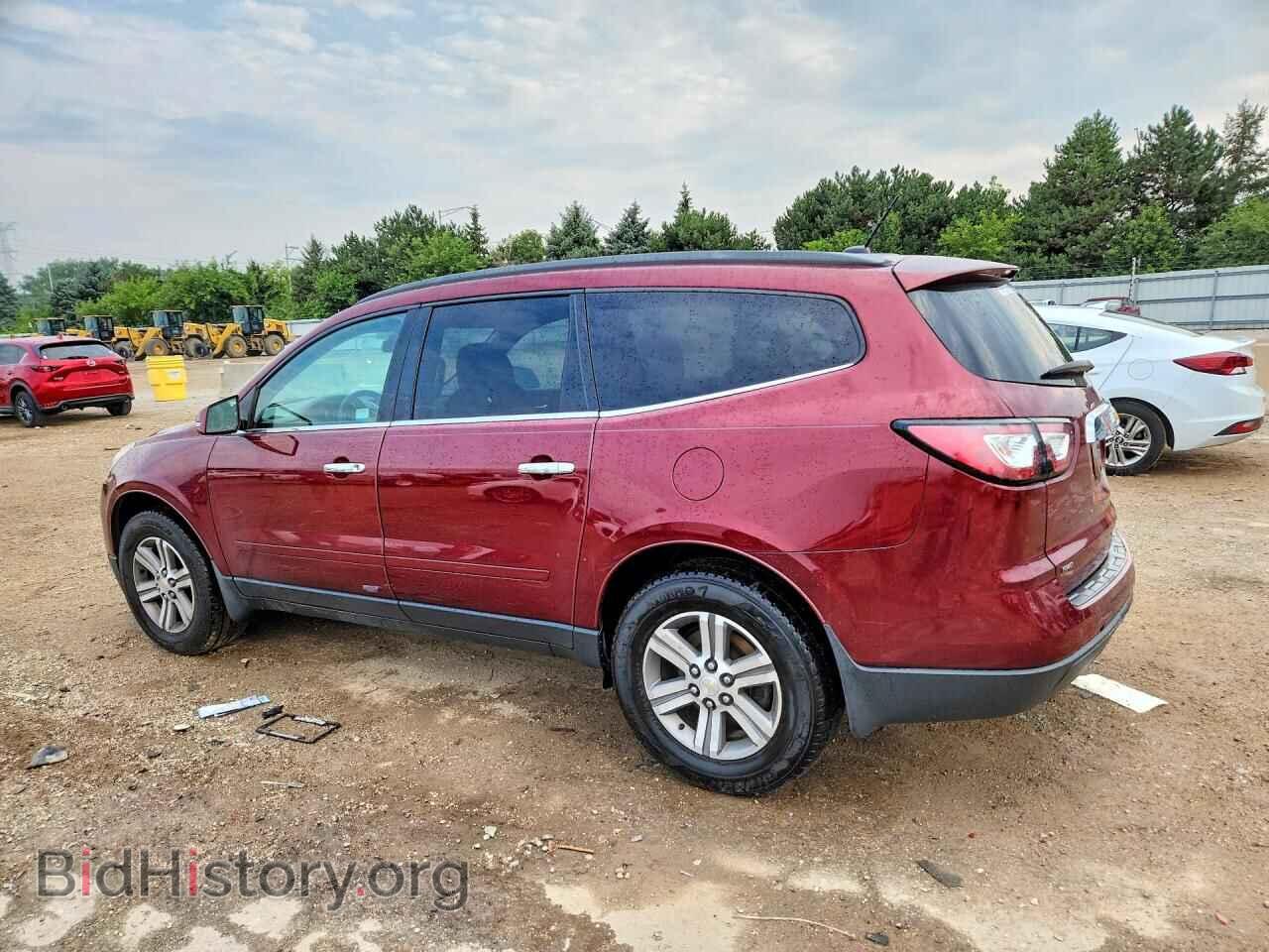 2015 CHEVROLET TRAVERSE - VIN: 1GNKVHKD3FJ174695 - Фото 2