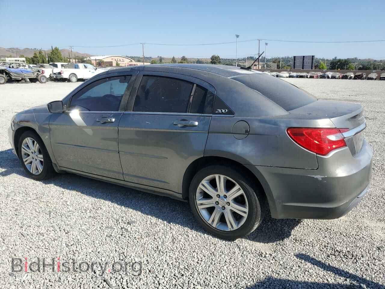 2012 CHRYSLER 200 - VIN: 1C3CCBAB1CN316986 - Фото 2