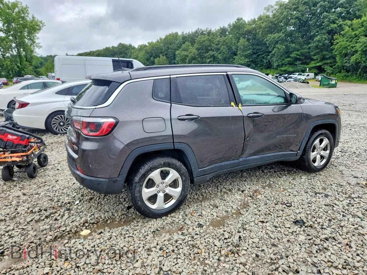 2018 JEEP COMPASS - VIN: 3C4NJDBB0JT433864 - Photo 3