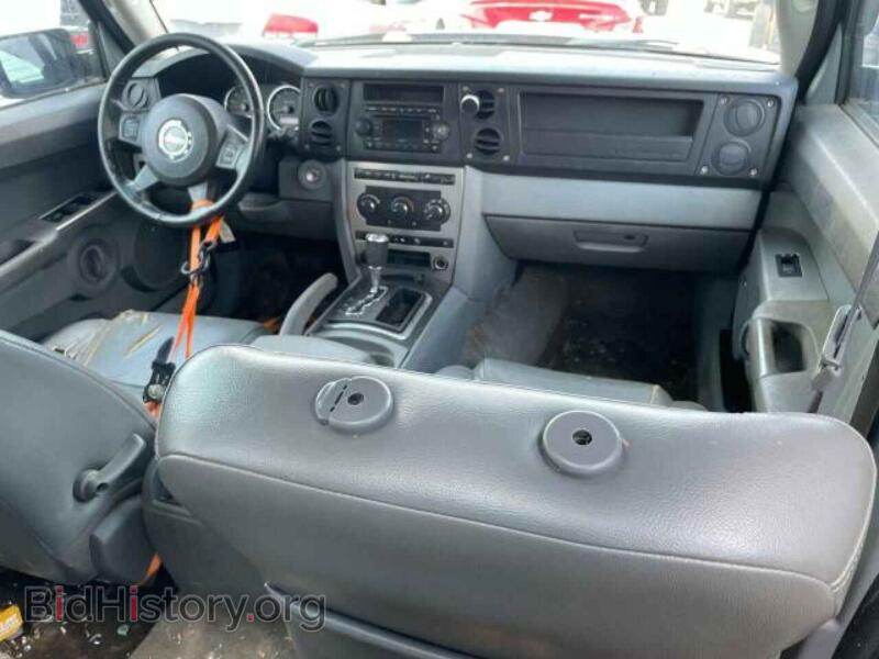 2007 Jeep COMMANDER (VIN 1J8HH48P57C616265) — photo 9 of 10