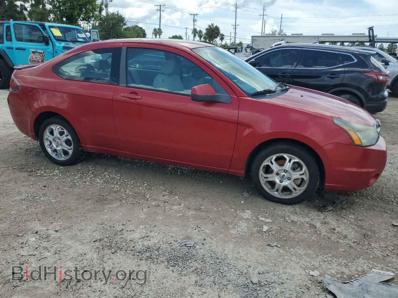 2010 FORD FOCUS - VIN: 1FAHP3CN0AW199708 - Photo 4