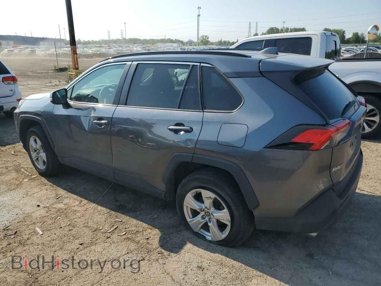 2021 TOYOTA RAV4 - VIN: 2T3P1RFV1MC224531 - Фото 2