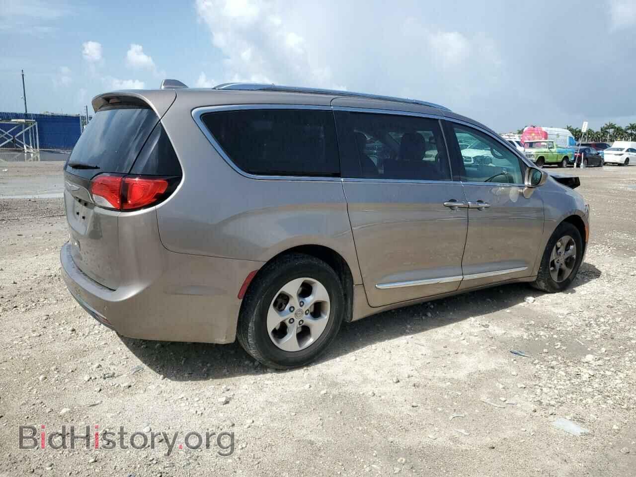 2017 CHRYSLER PACIFICA - VIN: 2C4RC1EG0HR839870 - Фото 3