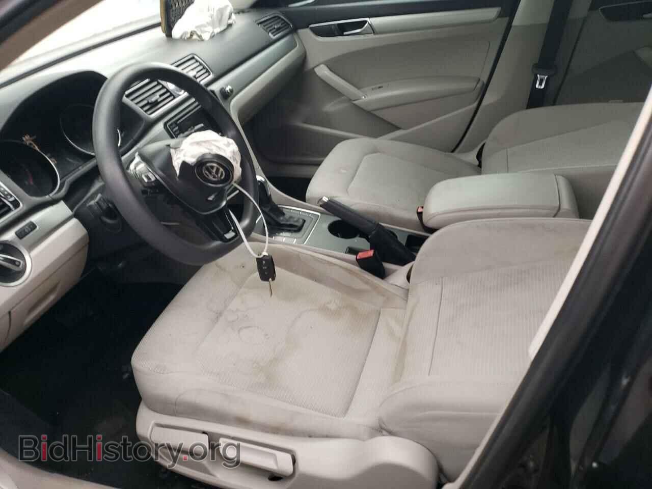 2017 VOLKSWAGEN PASSAT - VIN: 1VWAT7A32HC008895 - Фото 7