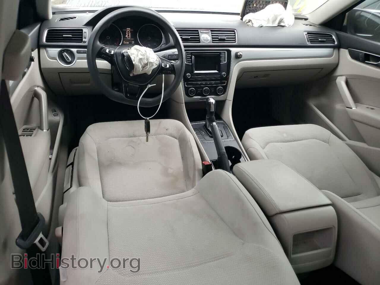 2017 VOLKSWAGEN PASSAT - VIN: 1VWAT7A32HC008895 - Фото 8
