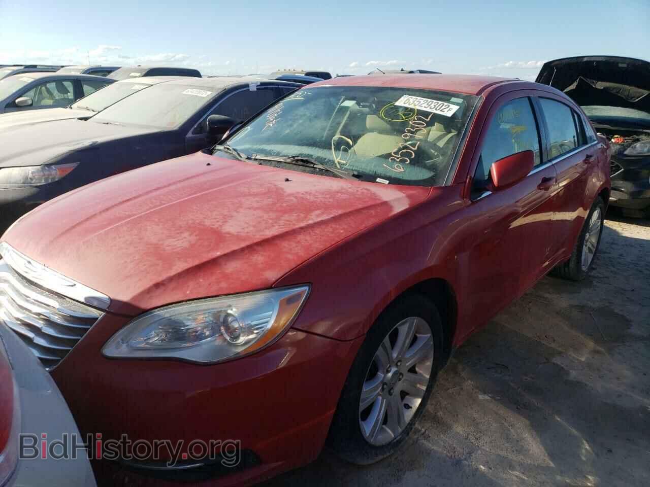 2011 CHRYSLER 200 - VIN: 1C3BC1FG1BN571081 - Фото 2