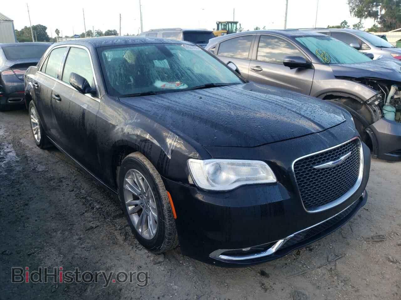 Фотография 2C3CCAAG9KH746133 - CHRYSLER 300 2019