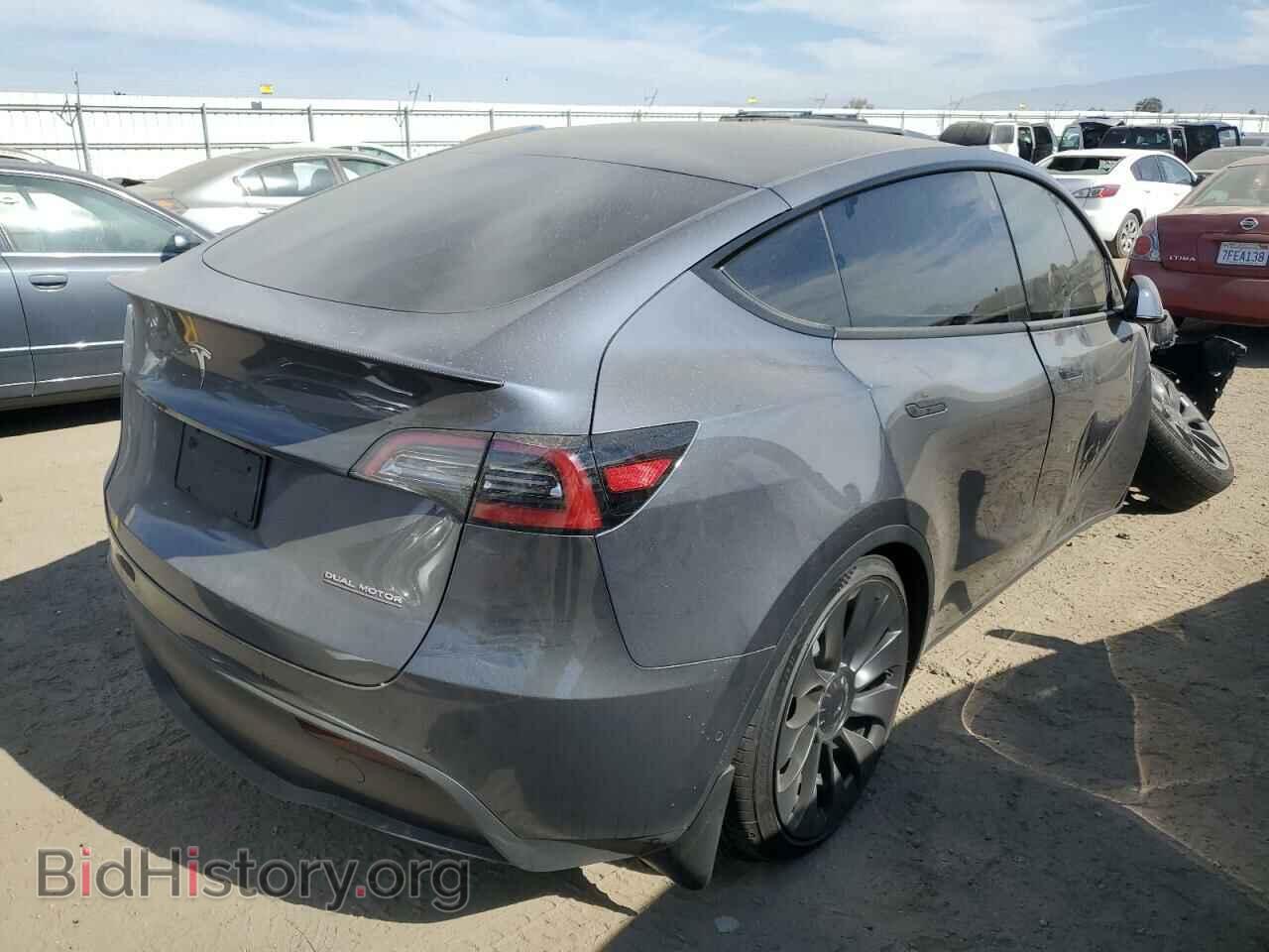 2022 TESLA MODEL Y - VIN: 7SAYGDEF9NF560615 - Фото 4